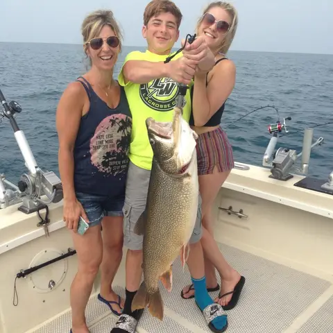 Fishing charter photo 15 of 43